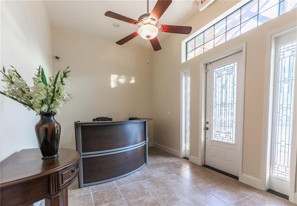 1300 London, Bowie, TX 76230